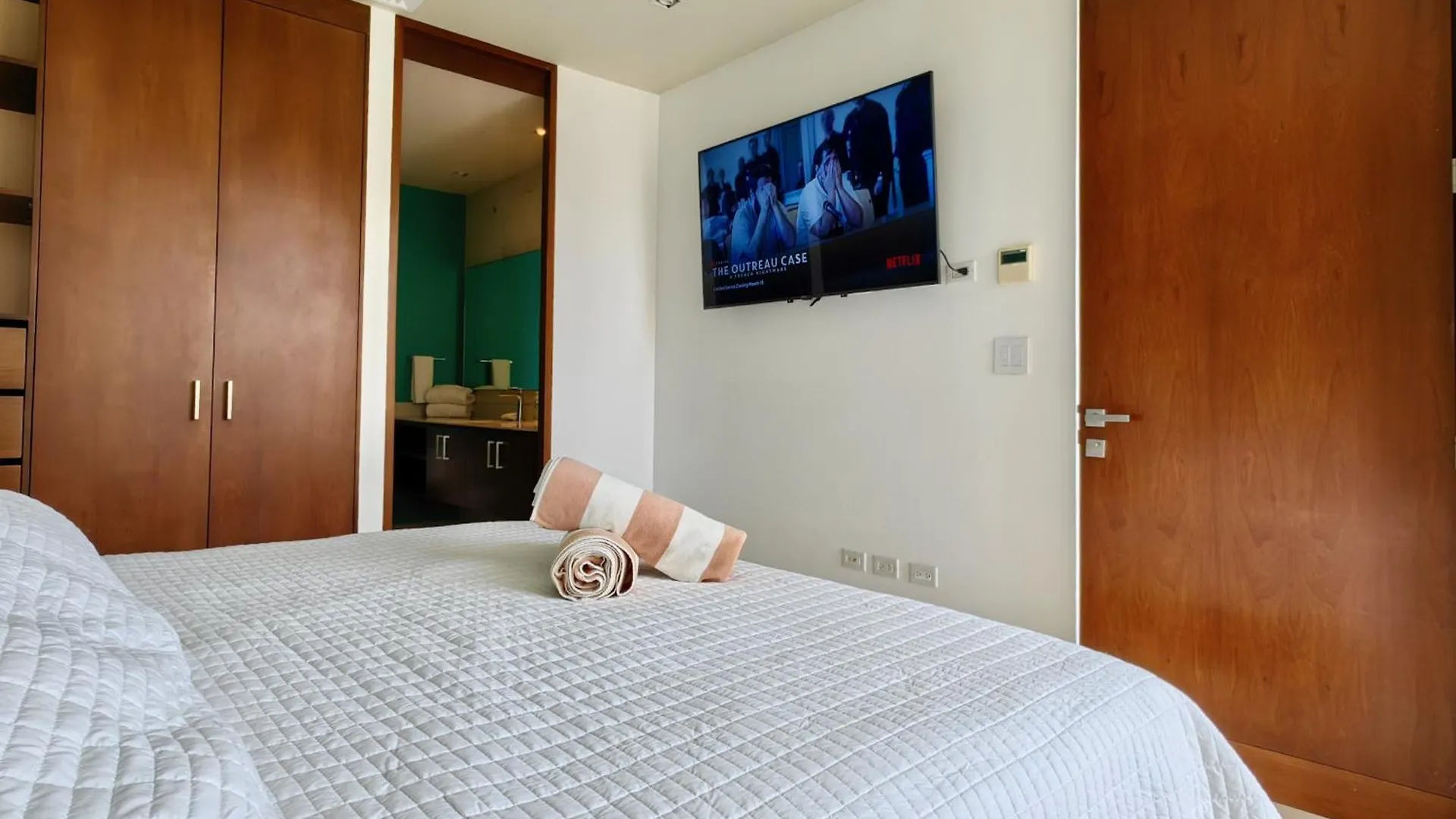 Miranda 315 By Booking Guys Playa del Carmen México